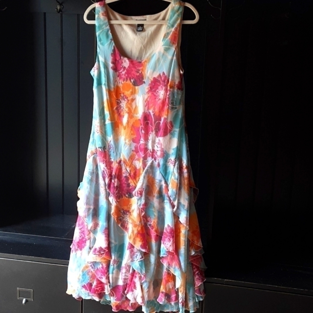 New Directions size 16 sleeveless floral tiered dress,blue,orange dark pink